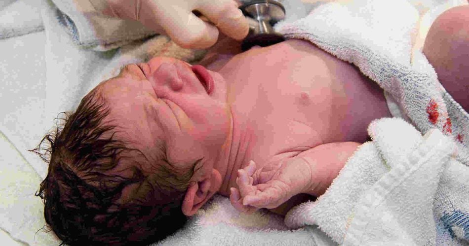 تولد نوزاد با هوش مصنوعی