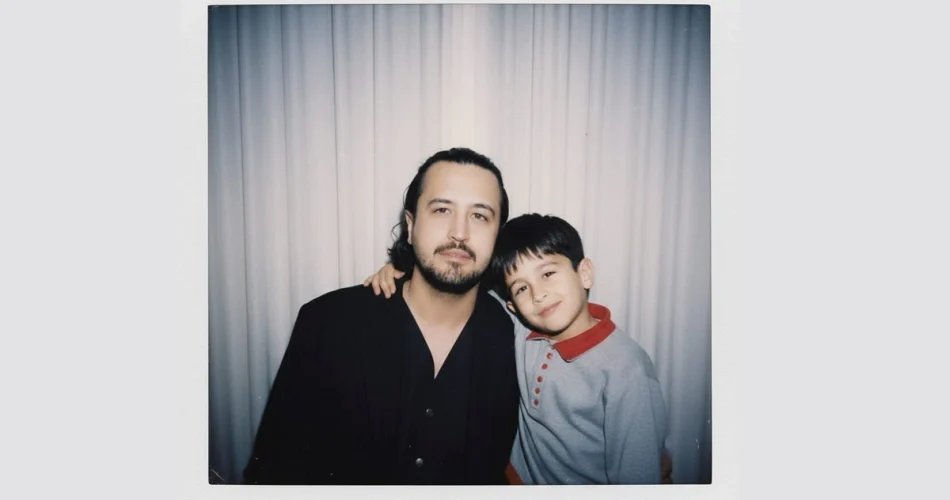 ترند Hug My Younger Self