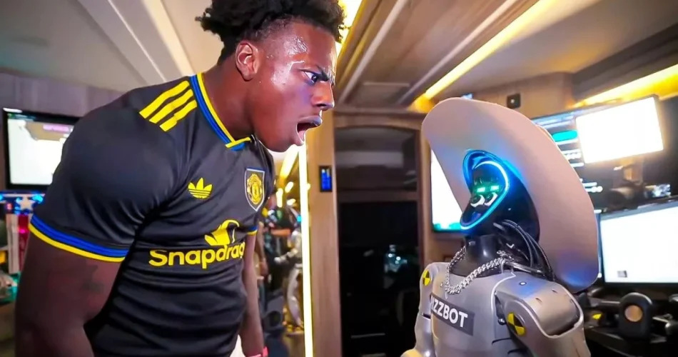 یوتیوبر در مقابل ربات